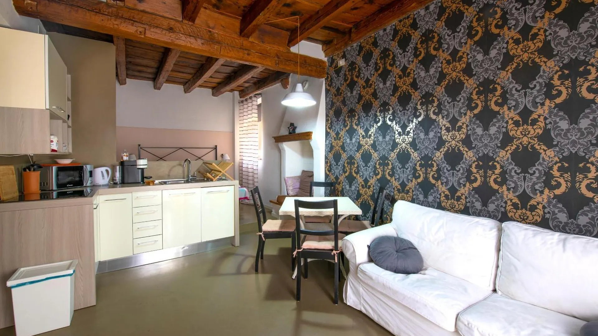 Starhouse 5 Min To City Center & Wifi Apartment Verona